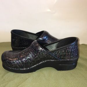 Dansko Size 40